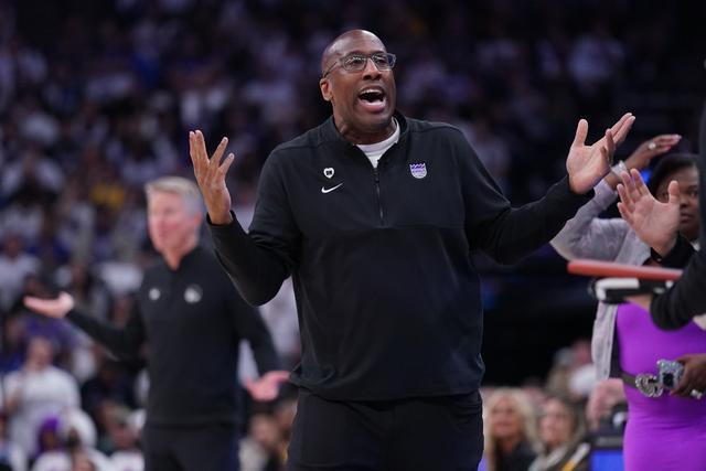 年轻力量破局！穆帅如何解决替换困局
